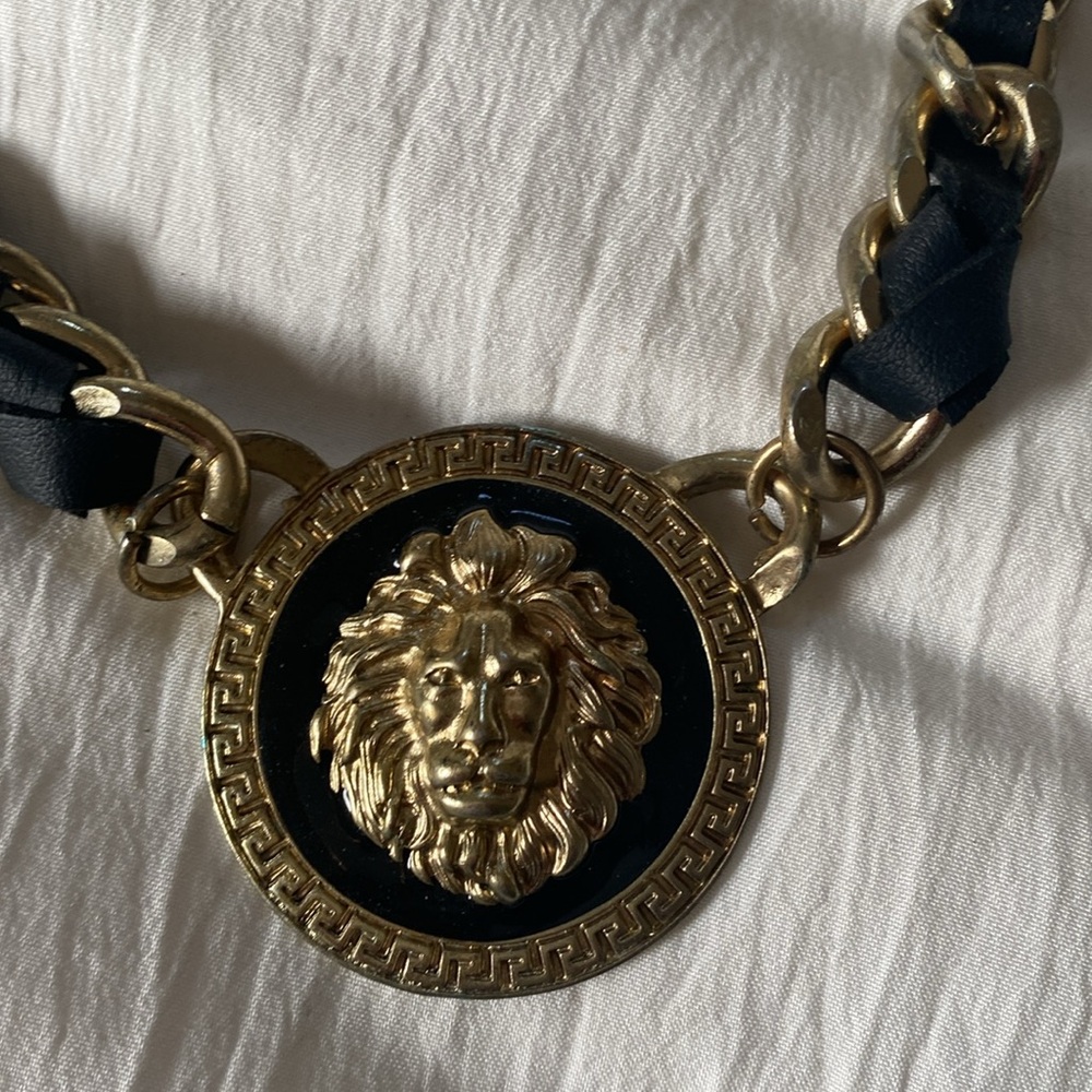 Bebe necklace - Picture 2 of 3